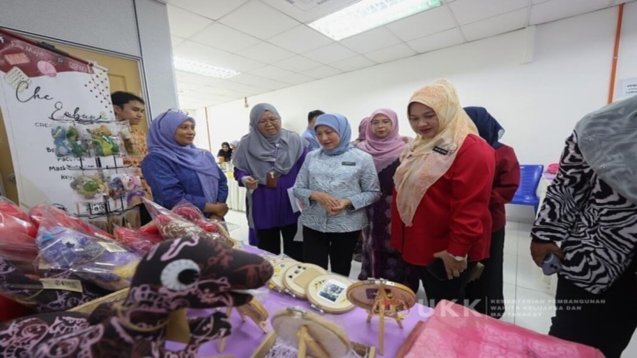 Lawatan Turun Padang YB Menteri KPWKM Ke Laman Wanita (LaWa), Jasin Melaka