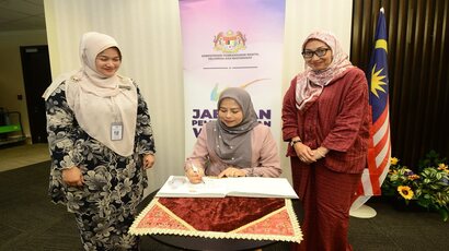 Lawatan YBTM KPWKM Ke Jabatan Pembangunan Wanita